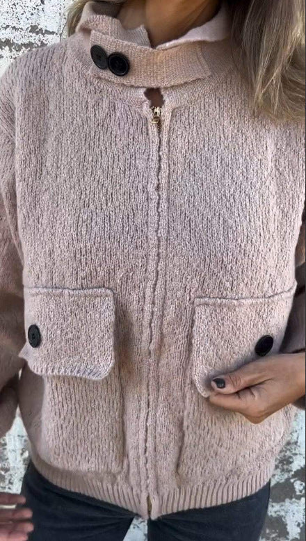 Damen weiche Strickjacke mit wärmeisolierendem Kragen und aufgesetzten Taschen Drune