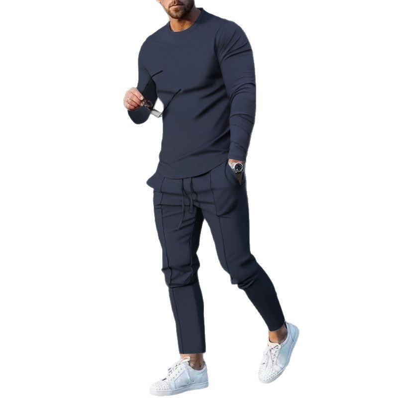 Herren nan eng anliegendes Langarmshirt aus Baumwollstretch mit Rundhalsausschnitt und körperbetonter Passform Drune