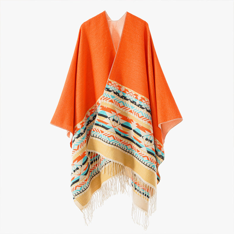 Damen Oversize-Wendepancho aus Wollmix mit Ethno-Jacquard und Fransensaum Drune