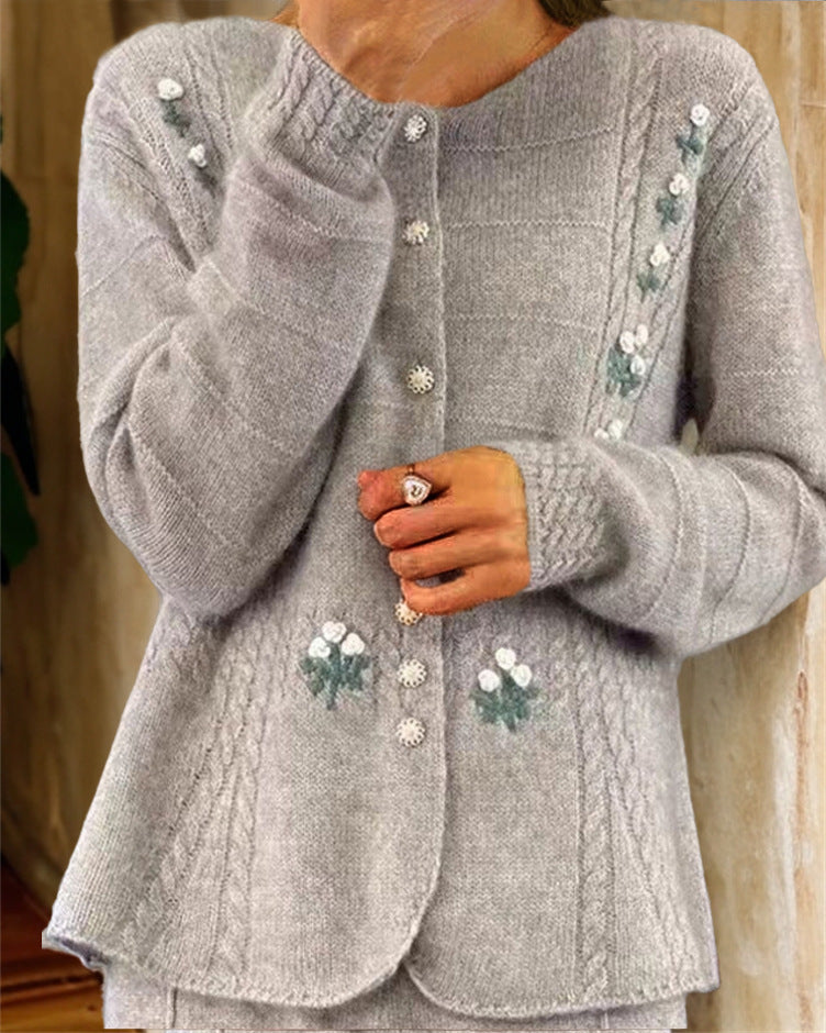 Damen nan Strickcardigan mit floraler Reliefstickerei und Zopfmuster Drune