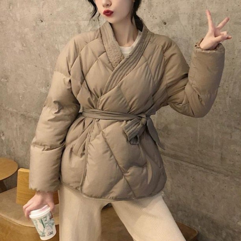 Drune | Damen-Winterjacke mit Bindeband in der Taille