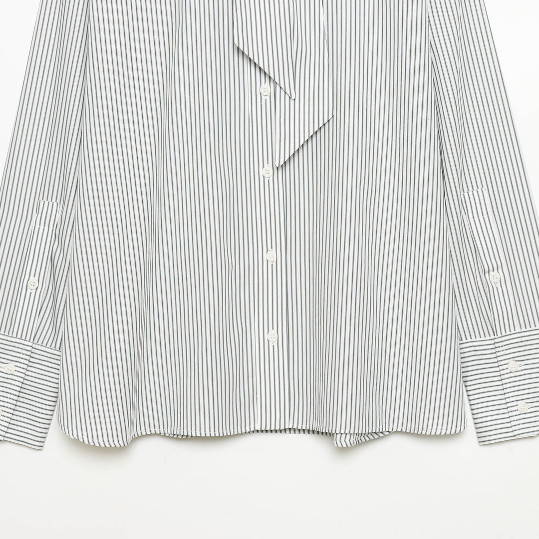 Damen nan gestreifte Bluse mit Schluppe, verdeckter Knopfleiste und Oversize-Schnitt Drune