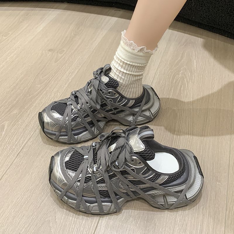 Damen Chunky-Sneaker mit mehrfachen Zier‑Riemen, atmungsaktivem Mesh und ergonomischer Plateau-Sohle Drune