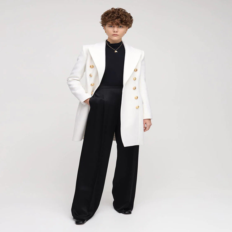 Damen Schmalgeschnittener Zweireihiger Wollmix-Longcoat mit markanter Schulter und goldenen Zierrundknöpfen Drune
