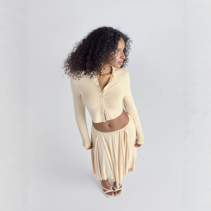 Damen Cropped-Cardigan mit Perlmuttknöpfen und asymmetrischem Zipfel-Midirock Drune