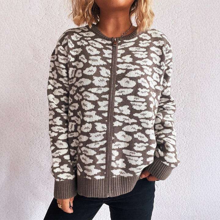 Damen Strickjacke mit floralem Jacquardmuster und durchgehender Knopfleiste Drune