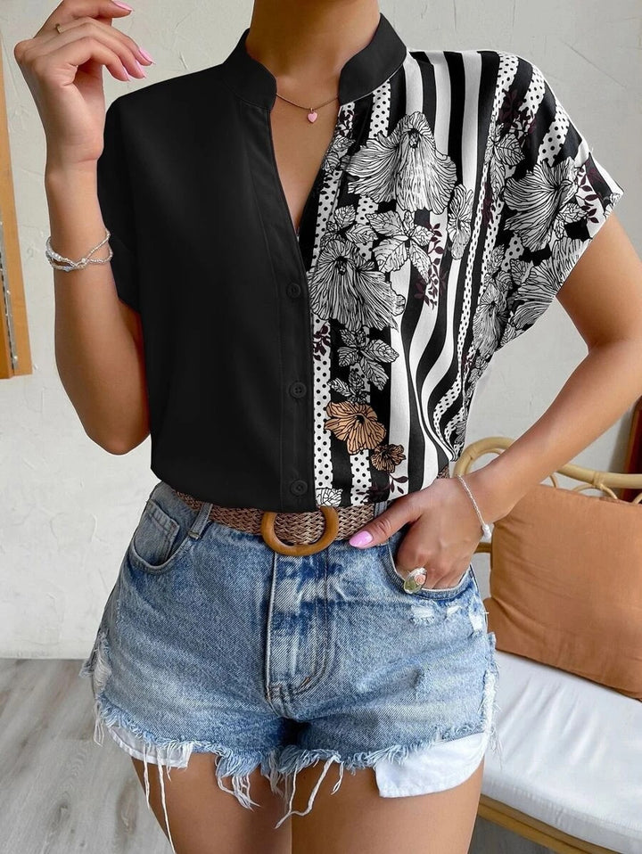Damen Kurzarmbluse mit Stehkragen und asymmetrischem Streifen‑Blumenprint Drune