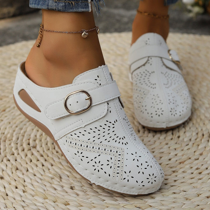 Damen Bequeme Clogs mit perforiertem Leder Drune