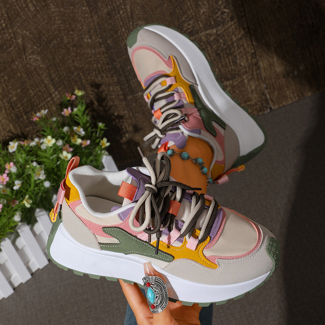 Damen Plateau-Sneaker mit mehrlagigem Obermaterial, gepolsterter Ferse und griffiger Profilsohle Drune