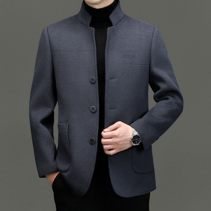Herren elegante Wolljacke im modernen Schnitt mit Stehkragen und praktischen Taschen Drune