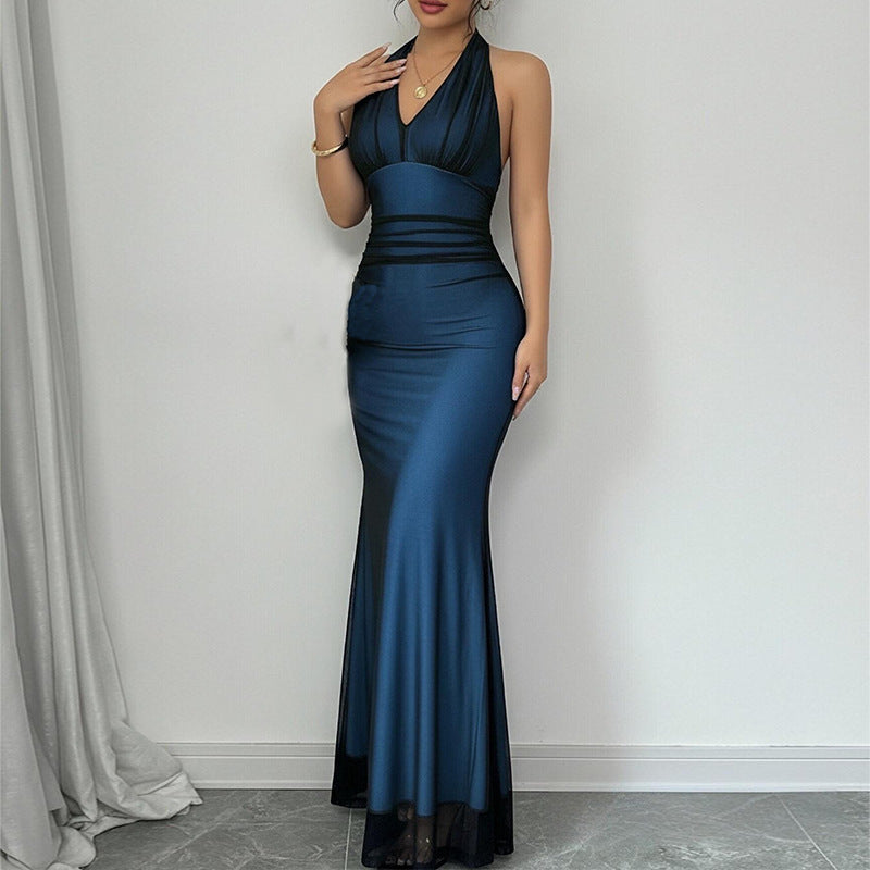 Damen Formschmeichelndes Abendkleid mit tiefem V-Ausschnitt und Raffung Drune