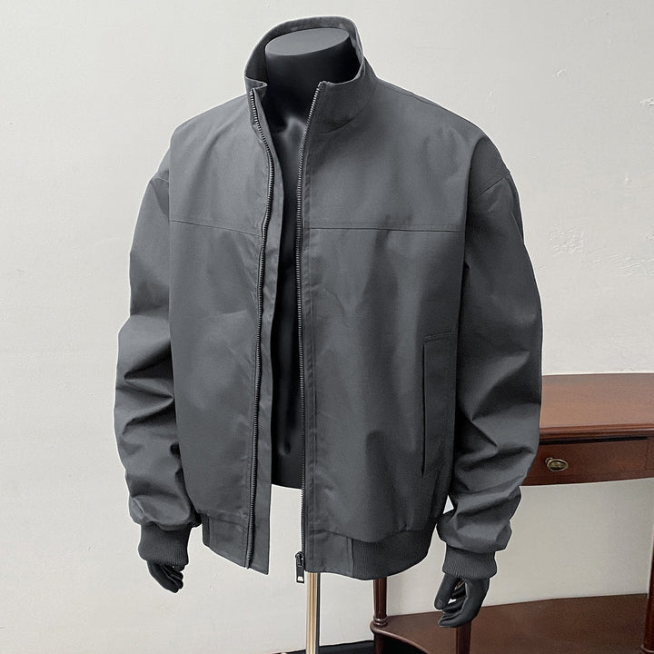 Herren Minimalistische Bomberjacke mit hohem Stehkragen und Zwei-Wege-Reißverschluss Drune