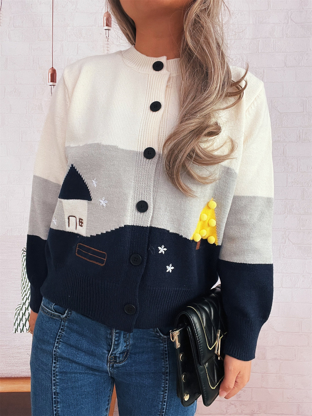 Damen verspielte Strickjacke mit kreativen Applikationen Drune
