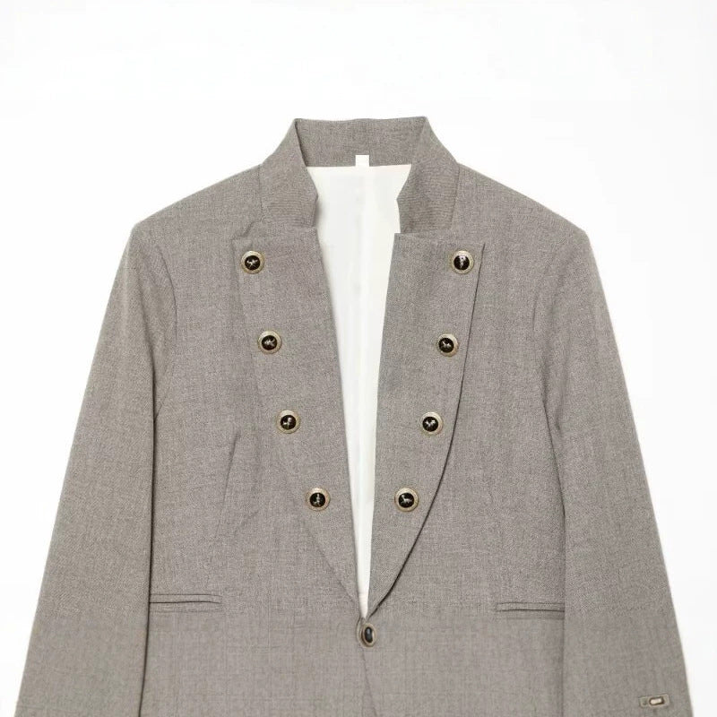 Damen Kurzblazer im Military-Stil mit Stehkragen und dekorativen Knopfreihen Drune
