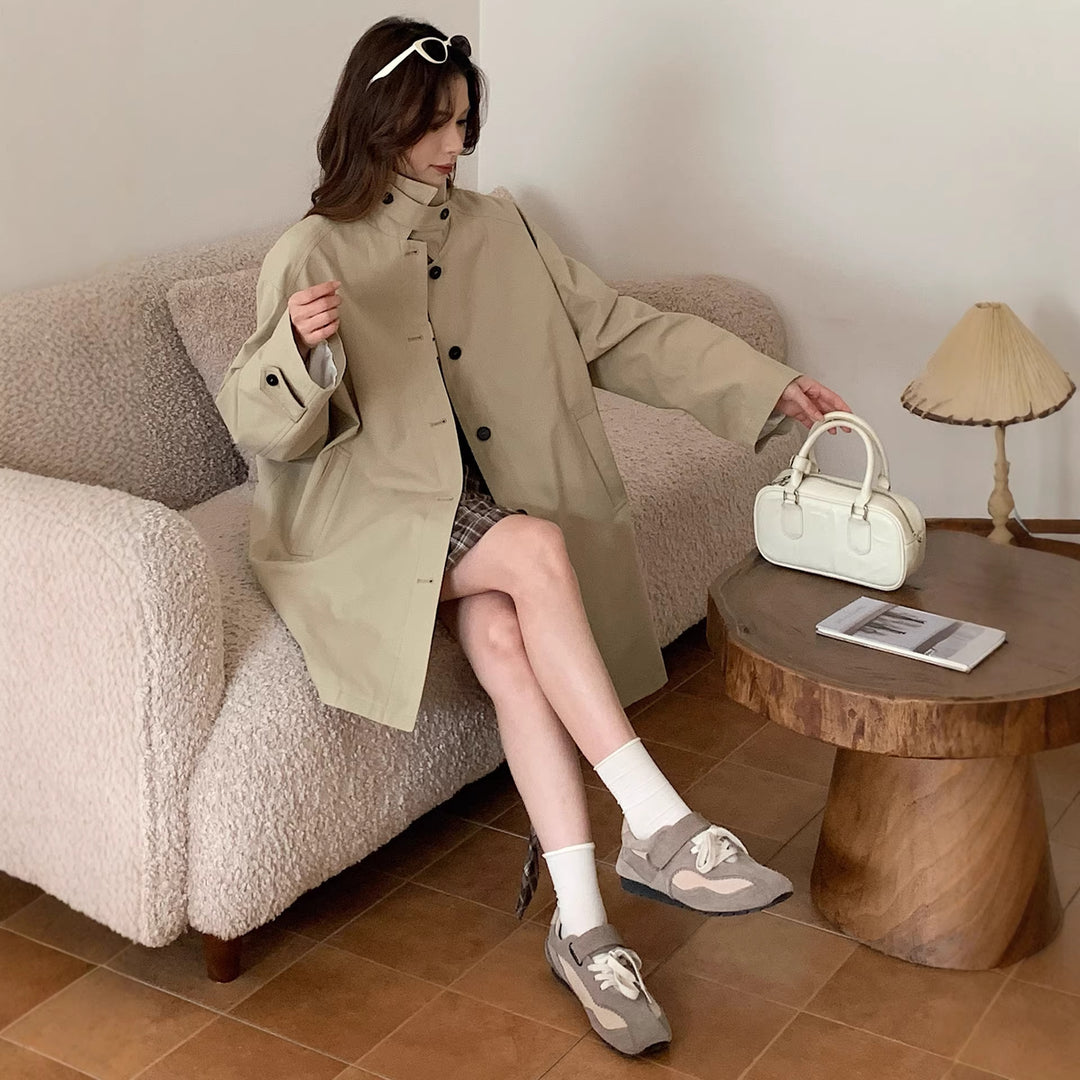 Damen Boxy-Kurzmantel mit hohem Stehkragen sichtbarer Knopfverschluss und seitlichen Eingrifftaschen Drune