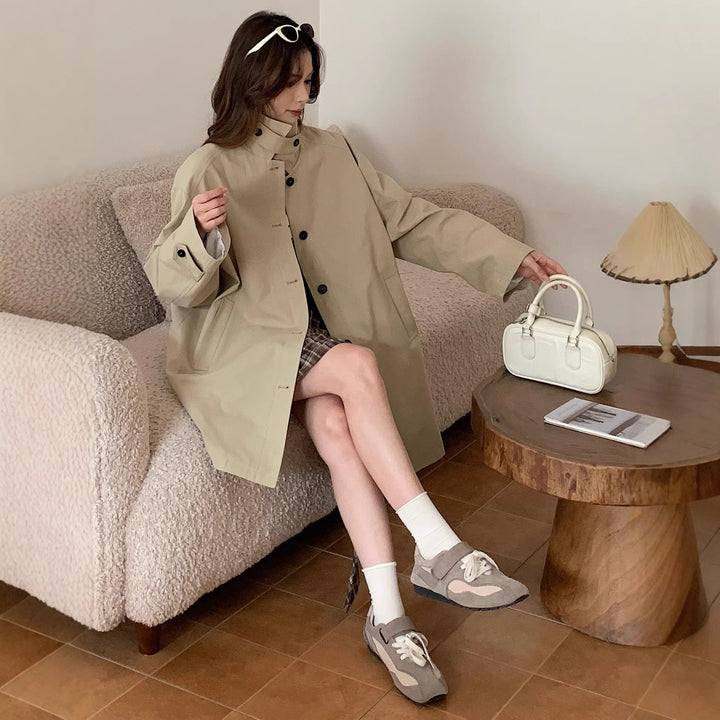 Damen Boxy-Kurzmantel mit hohem Stehkragen sichtbarer Knopfverschluss und seitlichen Eingrifftaschen Drune