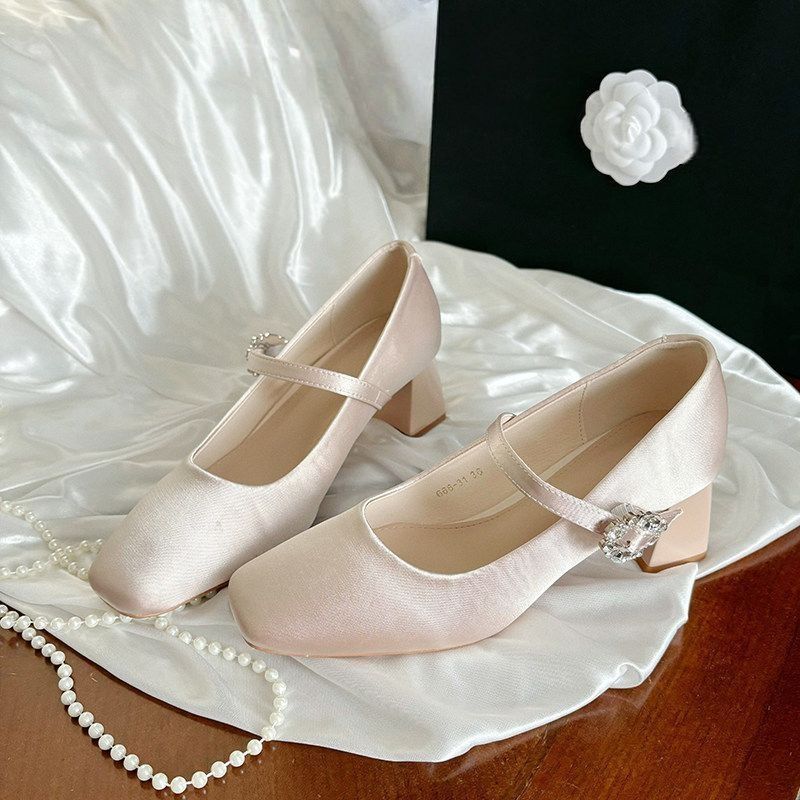Damen Quadratische Mary‑Jane Pumps mit Riemchen, mittelhohem Blockabsatz und Kristallschnalle Drune