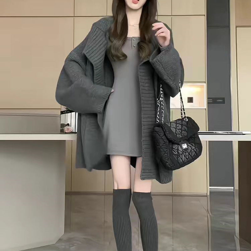 Damen oversized Strickjacke mit voluminösen Ärmeln und strukturierter Oberfläche Drune