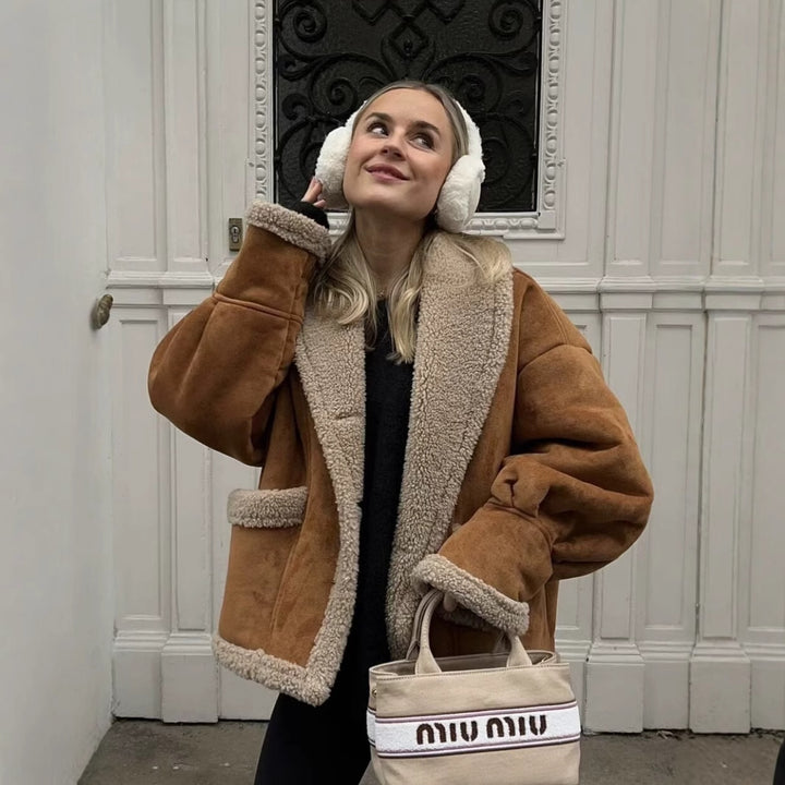Damen kuschelige Blazerjacke im Teddy-Look mit praktischem Taschen Drune