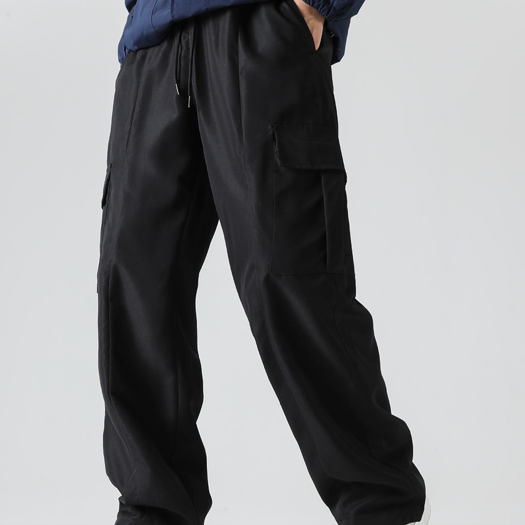 Herren Tapered Cargo-Jogginghose mit flachem Tunnelzug, Mehrfachtaschen & schmalem Knöchelsaum Drune