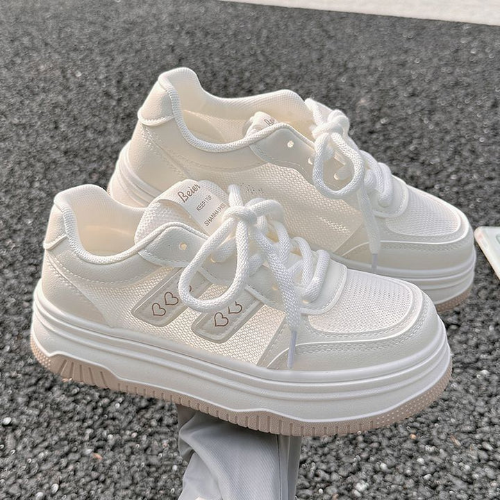 Damen Plateau‑Sneaker mit dicker Wedgesohle und Herz‑Applikation Drune