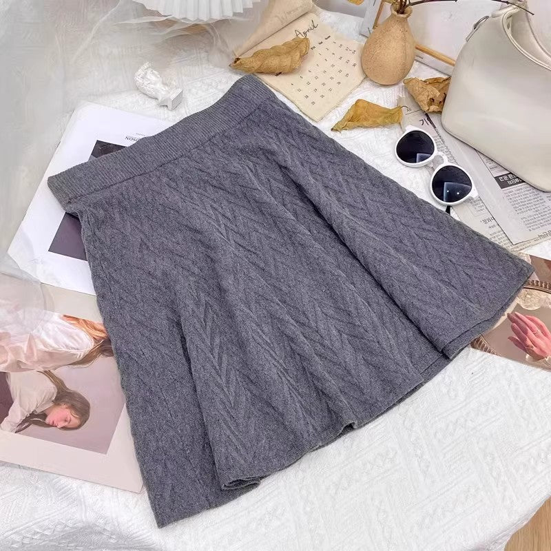 Damen Plissierter Strickrock mit Zopfmuster Drune