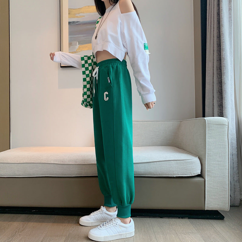 Damen Sportliches Loungewear-Set mit cropped Oberteil und lässigen Sweatpants Drune