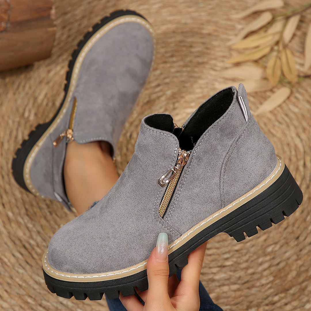 Damen Kurzschaft-Stiefelette aus Veloursoptik mit robust profilierter Sohle und seitlichem Reißverschluss Drune