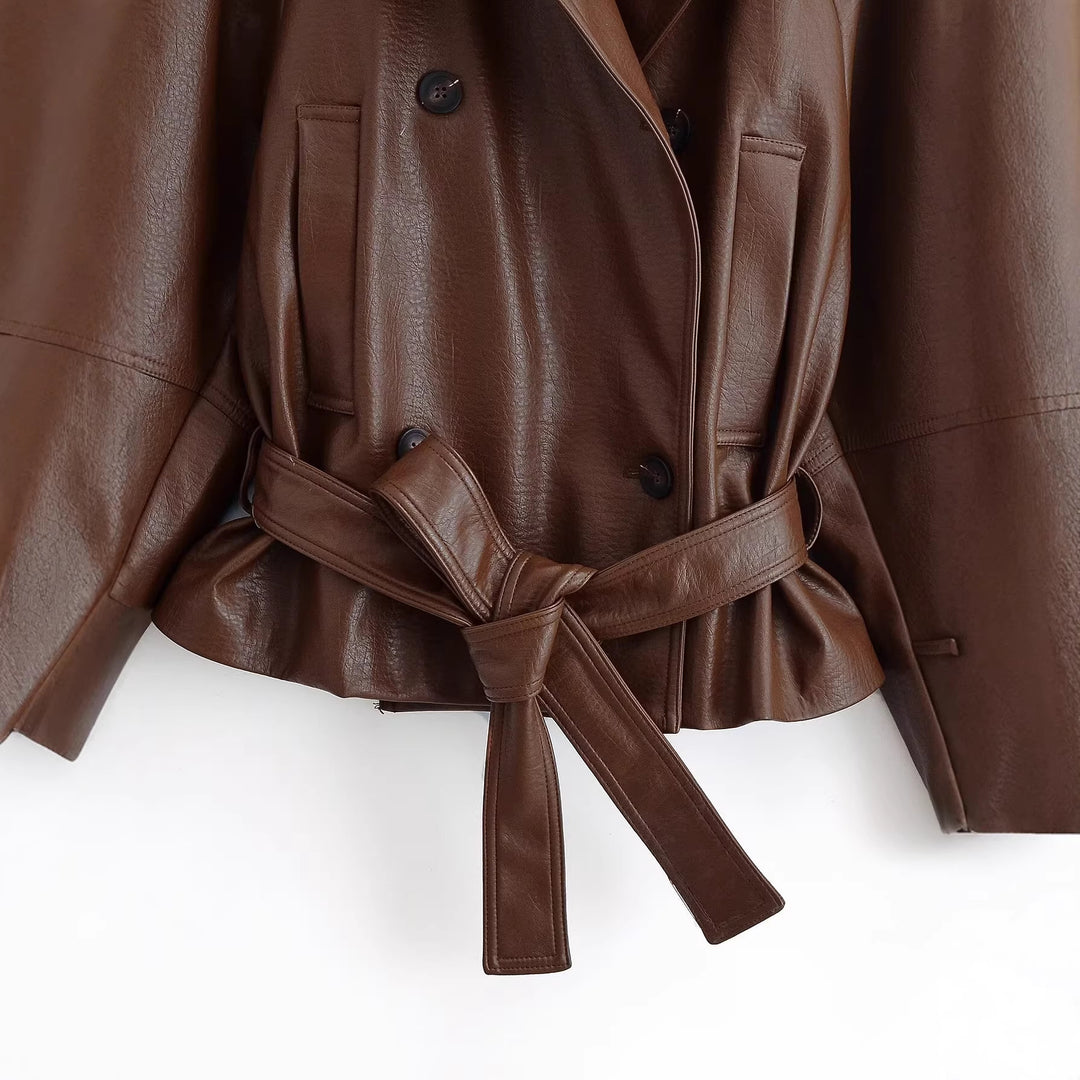 Damen Kurz geschnittener Kunstleder-Trenchcoat mit Bindegürtel und doppelreihiger Knopfleiste Drune