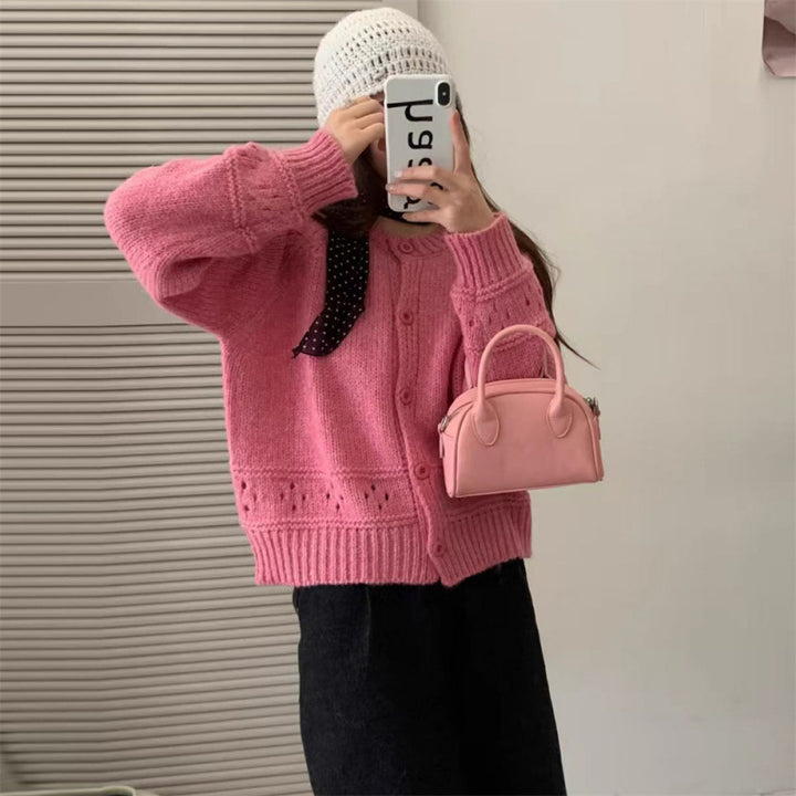 Damen Strickjacke mit feiner Lochmusterung und Knopfverschluss Drune