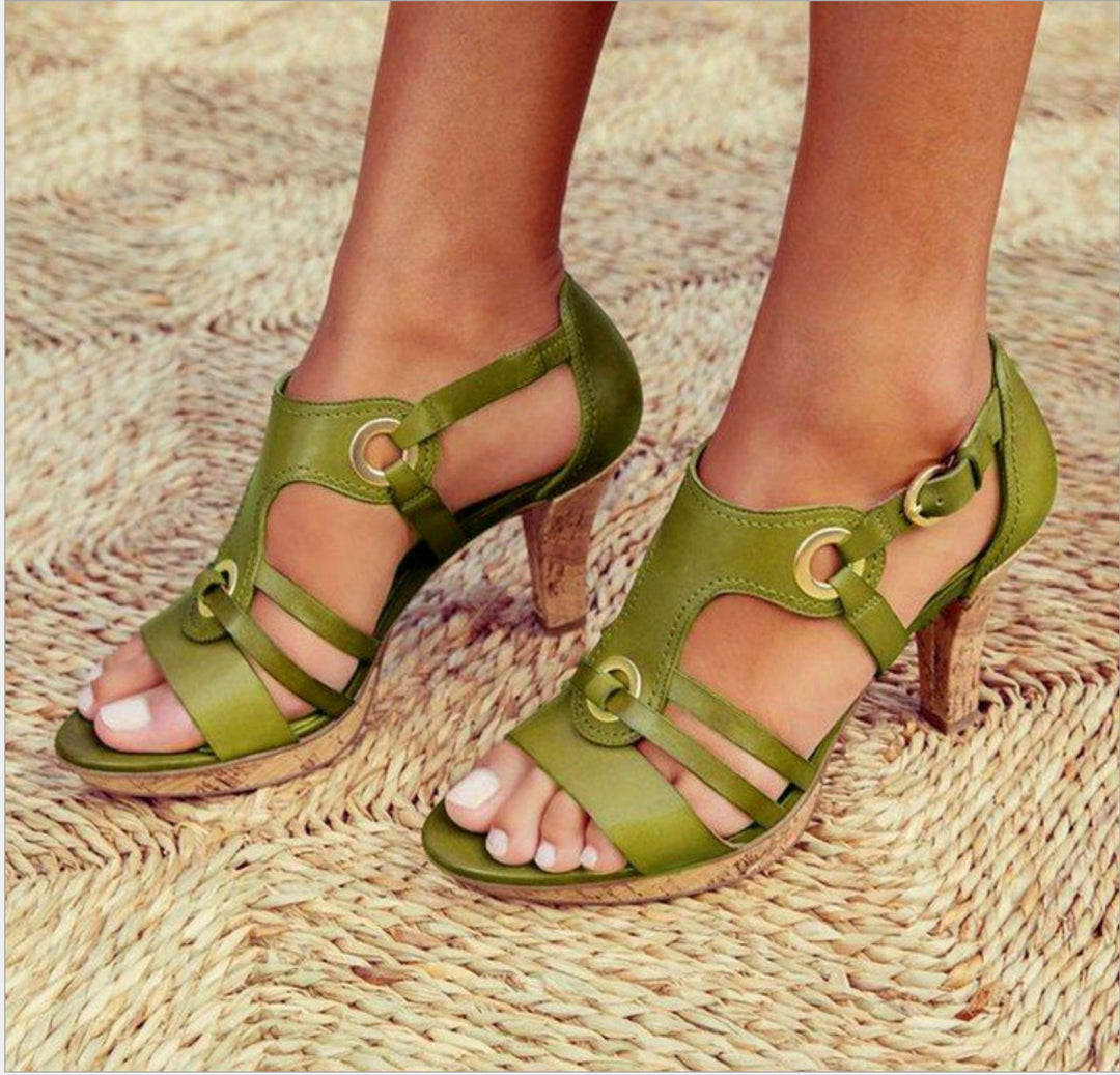 Damen Absatzsandalen mit raffinierten Riemen und kunstvollem Schnallendesign Drune