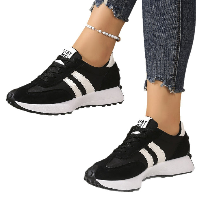 Damen Retro-Runner im Vintage‑Stil mit Velours- und Meshmix sowie profilierter Gumsohle Drune