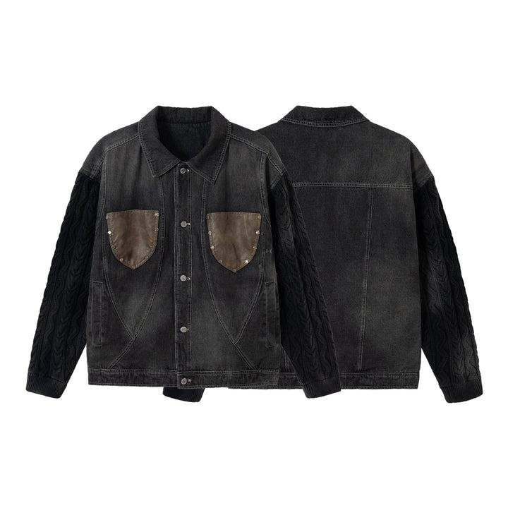 Herren Jeansjacke mit aufgesetzten Lederbrusttaschen und Zopfmusterstrickärmeln Drune