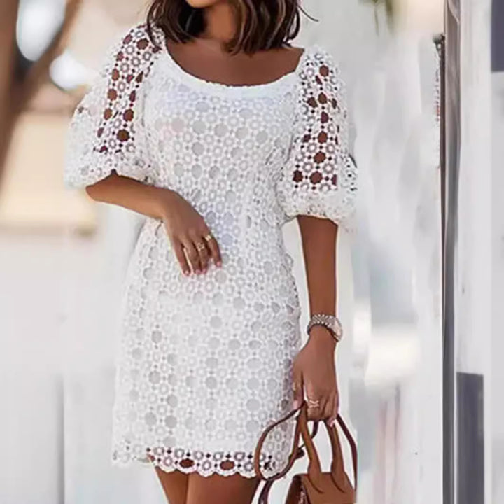 Damen Spitzenkleid mit voluminösen Ärmeln und eleganten Details Drune