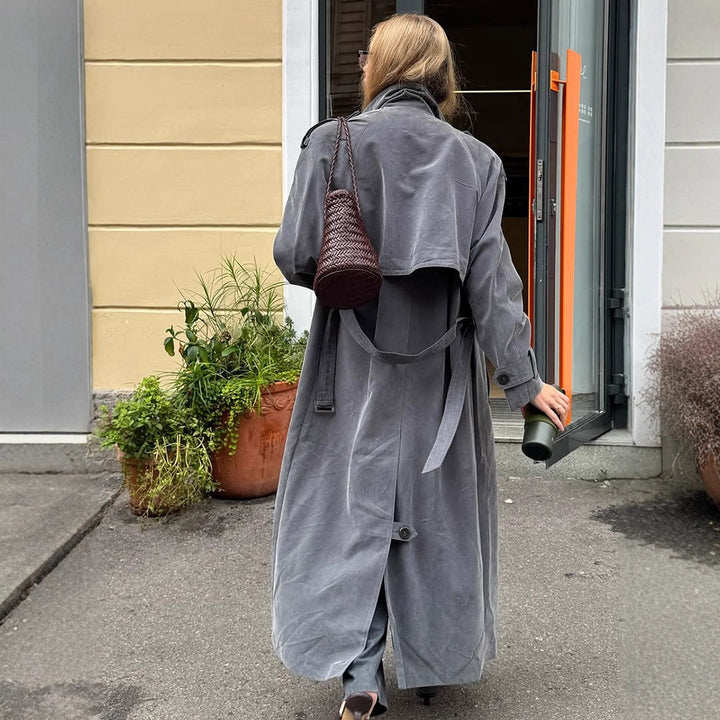 Damen Maxilanger Oversize-Trenchcoat aus softem Velours mit Schulterpatten und doppelreihiger Knopfleiste Drune