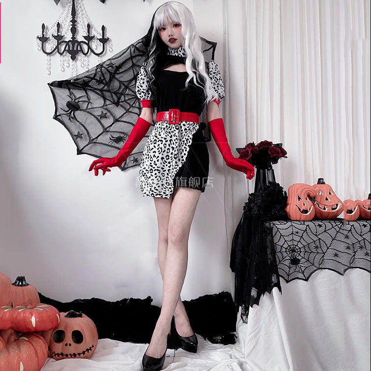 Damen Verführerisches Halloween Kostüm mit Leopardenmuster und langem Umhang Drune