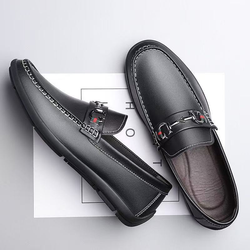 Herren Elegante Lederimitat-Loafer mit Ziernaht und Metallbit-Detail Drune