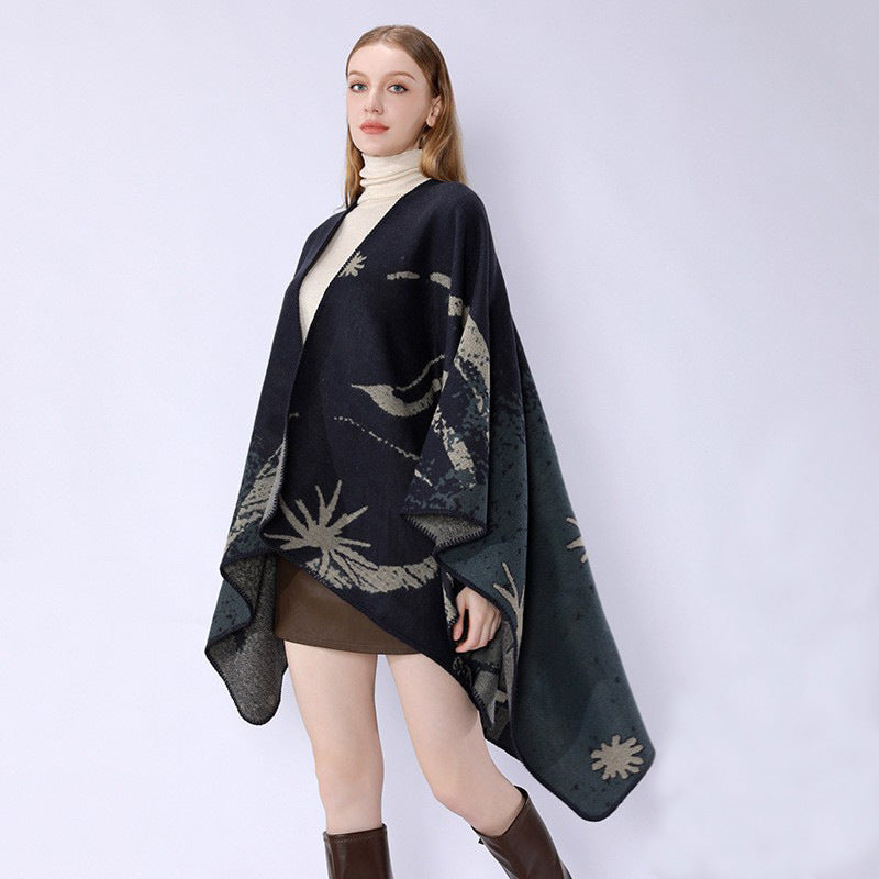 Damen Überschnittenes Jacquard‑Wickelcape aus feinem Strick mit asymmetrischem Saum Drune