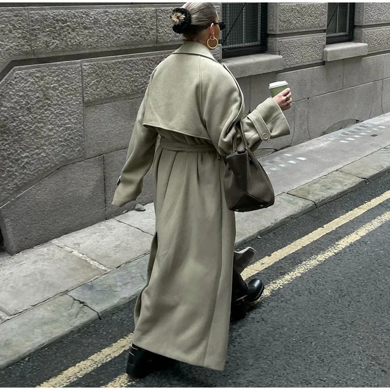 Damen 300+ langer oversized Trenchcoat mit Taillengürtel und Schulterpatten Drune