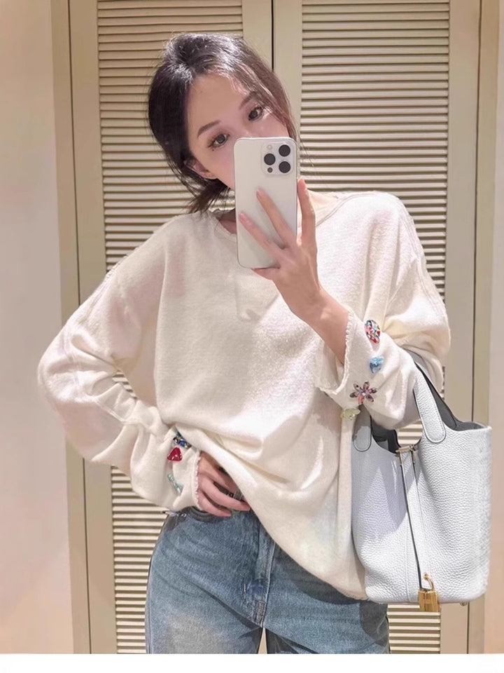 Damen Oversize-Feinstrickpullover mit schmuckbesetzten Ärmelabschlüssen Drune