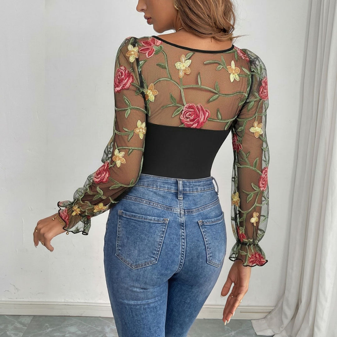 Damen Figurformender Mesh-Body mit Korsettoptik, Balconette-Ausschnitt und bestickten Transparentärmeln Drune