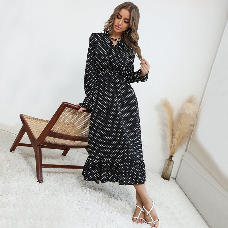 Damen Maxikleid mit Polka-Dot‑Print, geraffter Taille, Schleifenkragen und Volant-Saum Drune