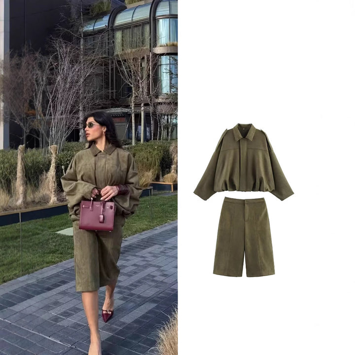 Damen weite Culotte mit eleganter Veloursstruktur und praktischen Taschen Drune