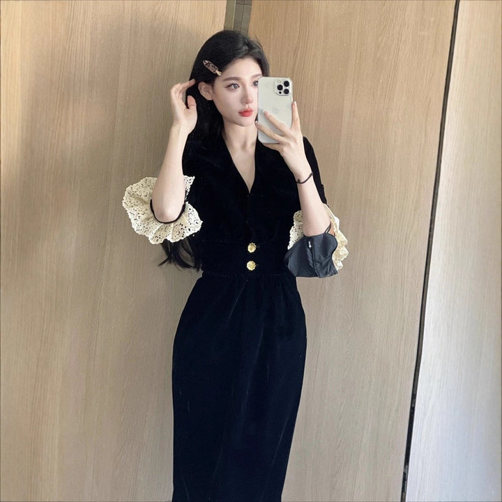 Damen elegantes Kleid mit Spitzenärmeln und dekorativen Knöpfen Drune