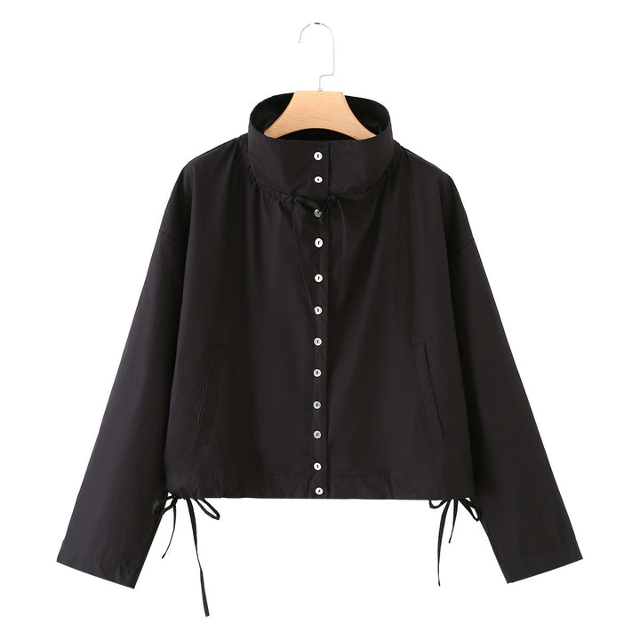 Damen kurzgeschnittene Blousonjacke mit hohem Stehkragen, Knopfleiste und Tunnelzug Drune