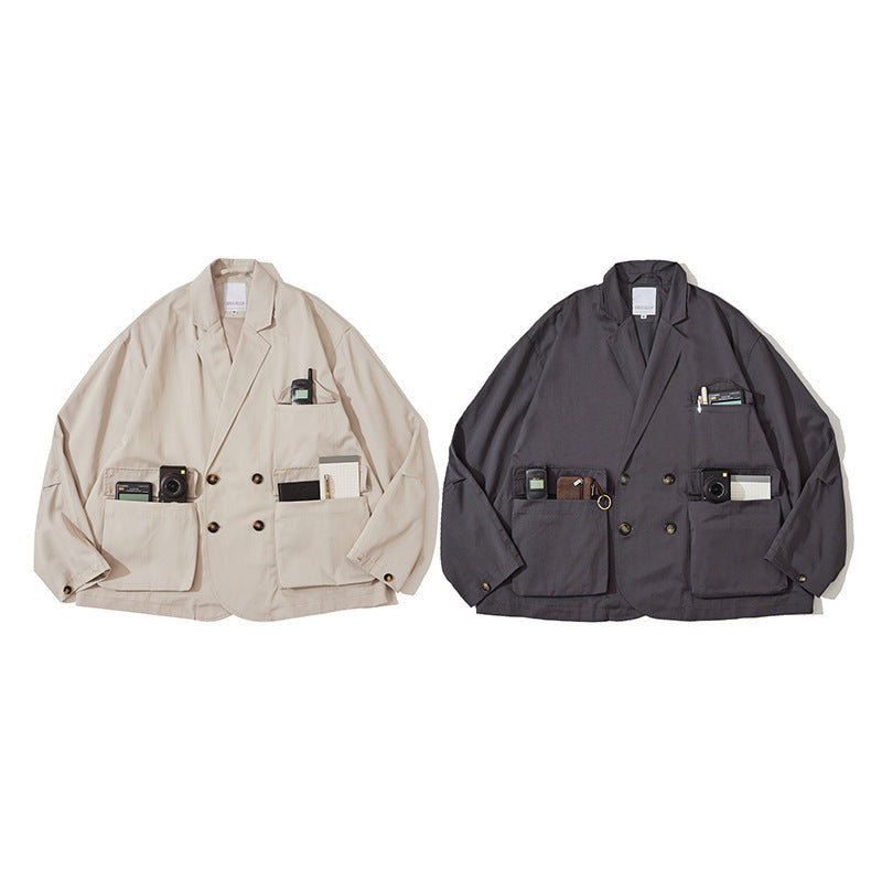 Unisex Boxy-Überjacke mit doppelreihiger Knopfleiste, großen Utility-Pattentaschen und kurzem Boxy-Schnitt Drune