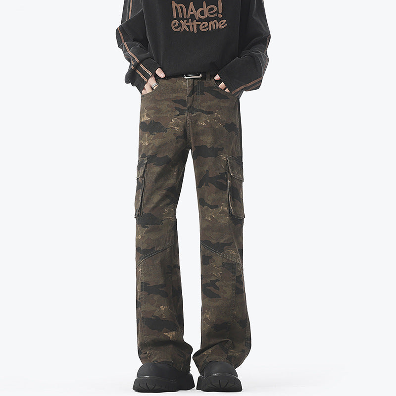 Herren Cargohose im weiten Marlene-Cut mit Camouflage‑Print und Kniepaneelen Drune