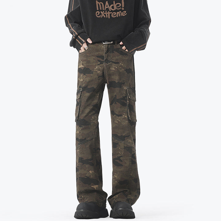 Herren Cargohose im weiten Marlene-Cut mit Camouflage‑Print und Kniepaneelen Drune