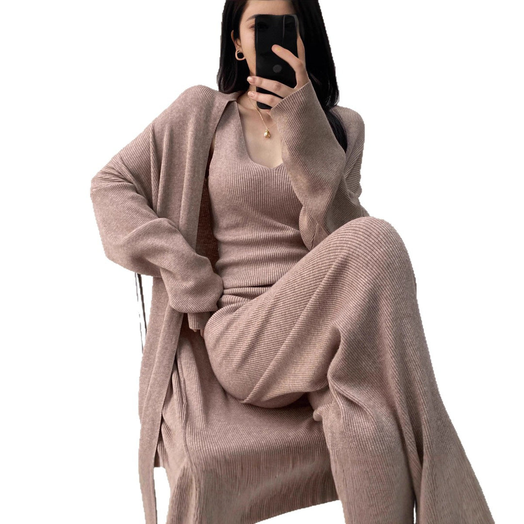 Damen Feinstrick-Loungewear-Set mit Longcardigan, Ripp-Top und weitem Strickhose Drune