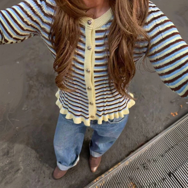 Damen Gerippte Kurzcardigan mit Rüschenbündchen & Statement‑Knöpfen Drune
